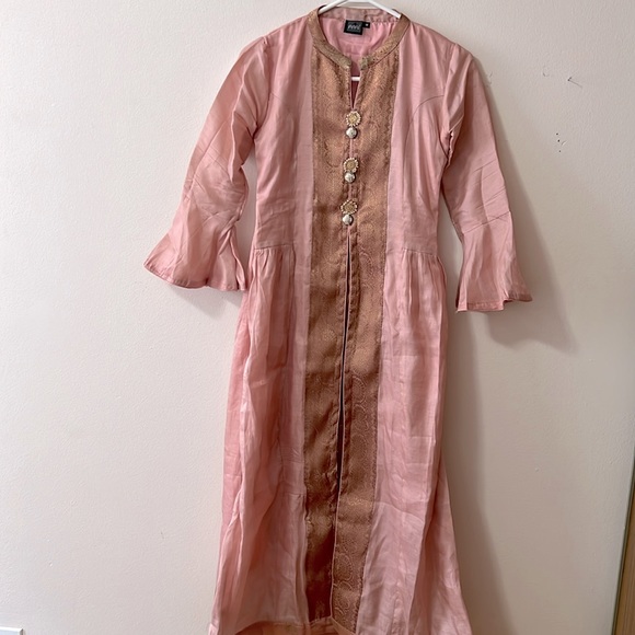 Kurta pajama set - Picture 1 of 4